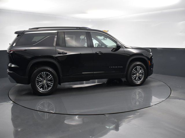 2024 Chevrolet Traverse FWD LT