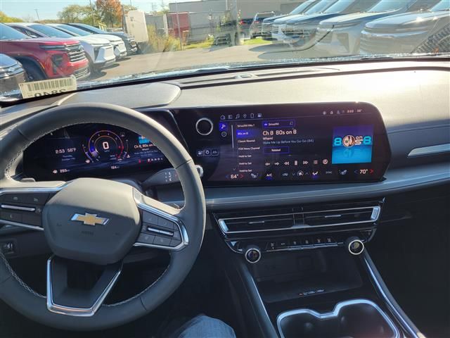 2024 Chevrolet Traverse FWD LT