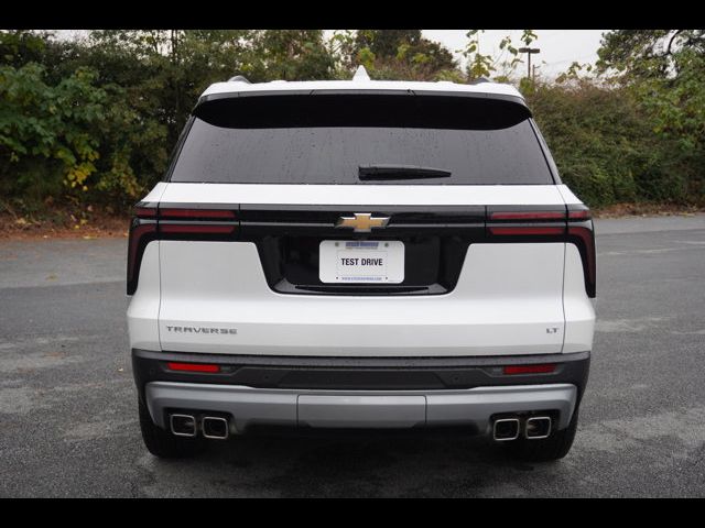 2024 Chevrolet Traverse FWD LT