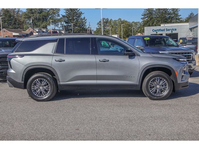 2024 Chevrolet Traverse FWD LT