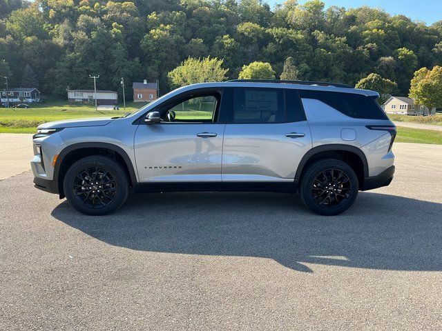 2024 Chevrolet Traverse FWD LT