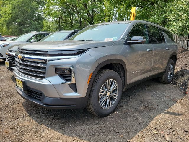 2024 Chevrolet Traverse FWD LT