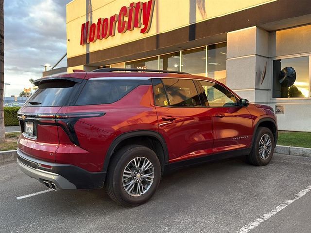 2024 Chevrolet Traverse FWD LT