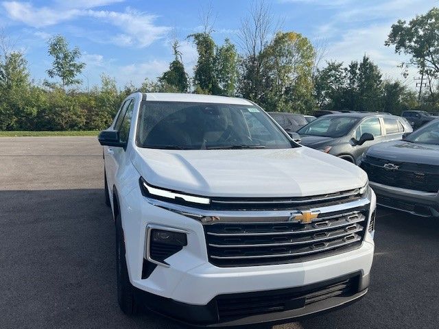 2024 Chevrolet Traverse FWD LT