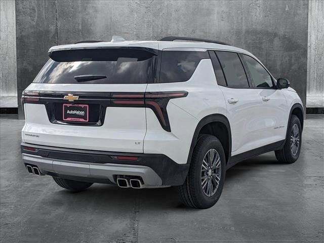 2024 Chevrolet Traverse FWD LT