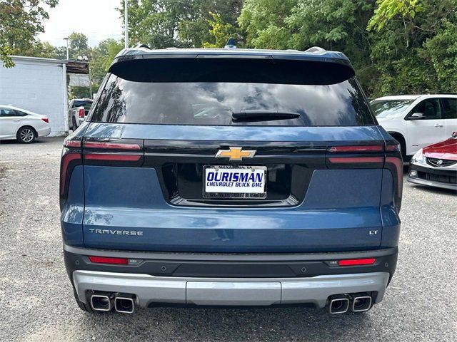 2024 Chevrolet Traverse FWD LT