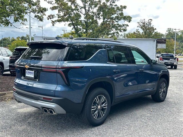 2024 Chevrolet Traverse FWD LT