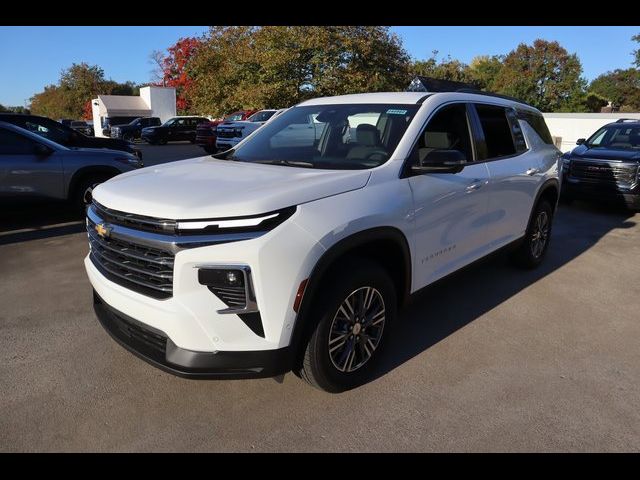 2024 Chevrolet Traverse FWD LT