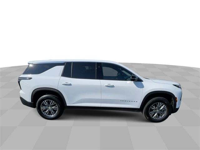 2024 Chevrolet Traverse LS