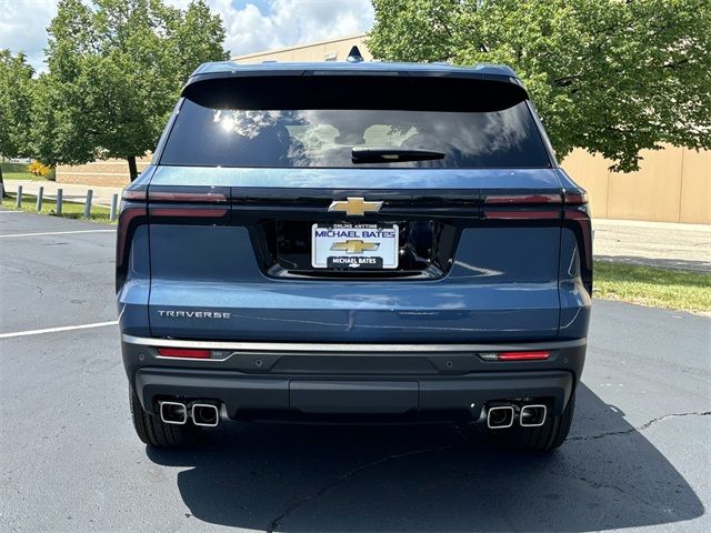 2024 Chevrolet Traverse FWD LS