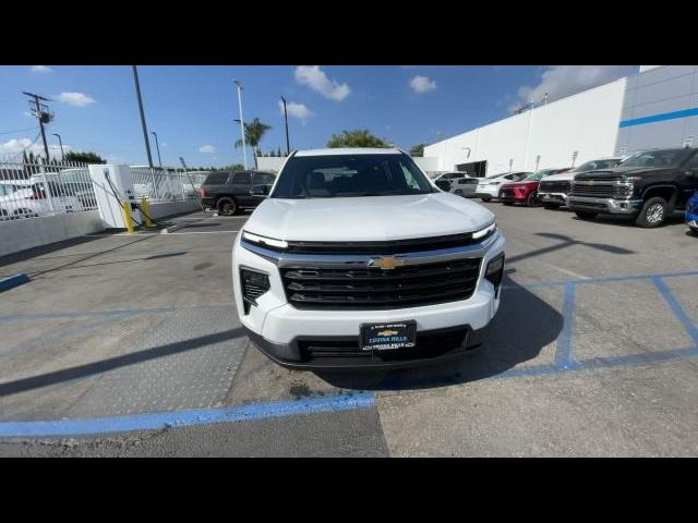 2024 Chevrolet Traverse FWD LS