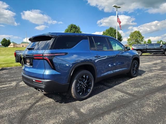 2024 Chevrolet Traverse FWD LS