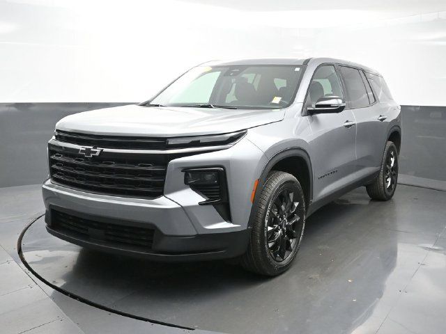 2024 Chevrolet Traverse FWD LS