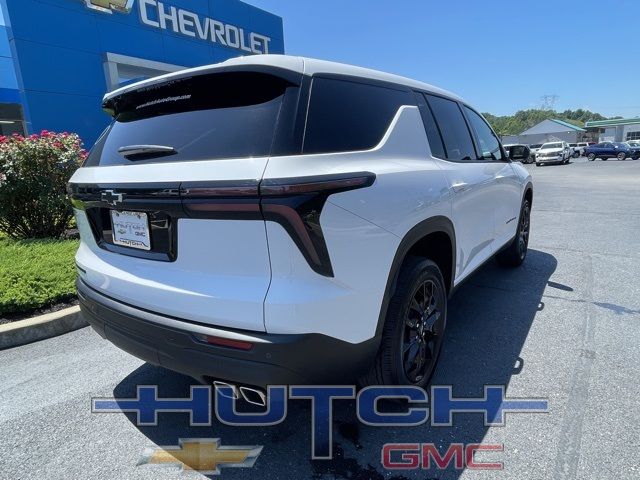 2024 Chevrolet Traverse LS