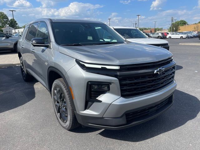 2024 Chevrolet Traverse FWD LS