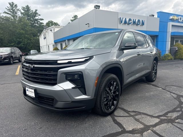 2024 Chevrolet Traverse FWD LS