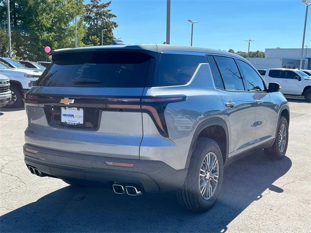 2024 Chevrolet Traverse FWD LS