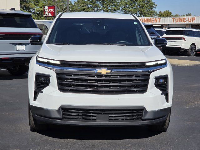 2024 Chevrolet Traverse FWD LS