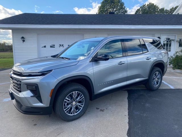 2024 Chevrolet Traverse FWD LS