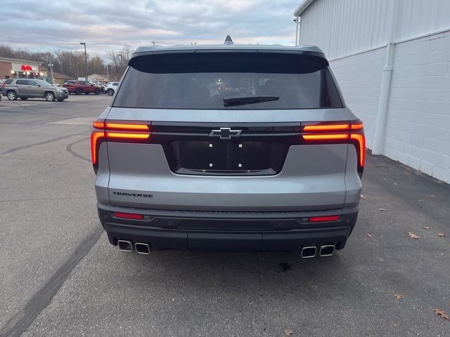 2024 Chevrolet Traverse FWD LS