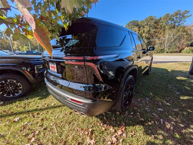 2024 Chevrolet Traverse FWD LS