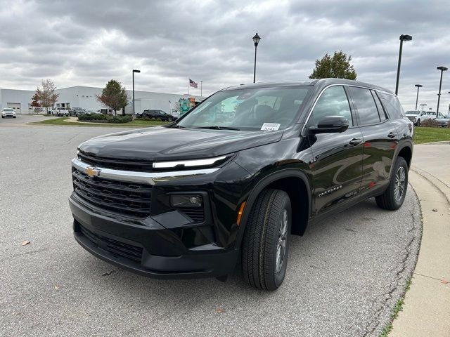 2024 Chevrolet Traverse FWD LS