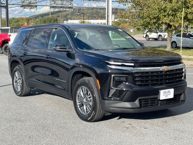 2024 Chevrolet Traverse AWD LS