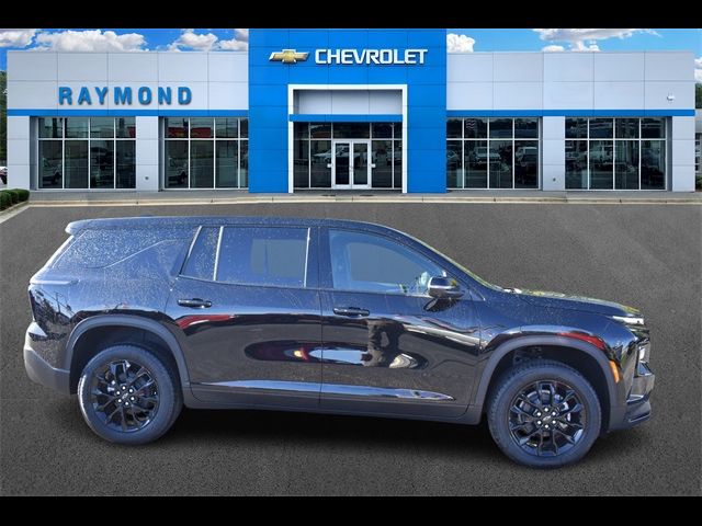 2024 Chevrolet Traverse AWD LS