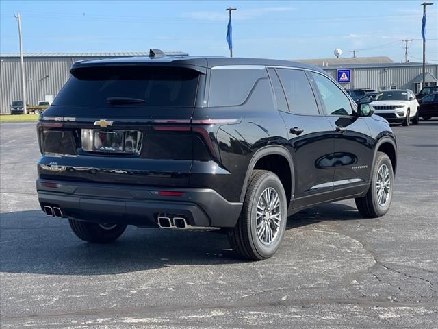 2024 Chevrolet Traverse FWD LS