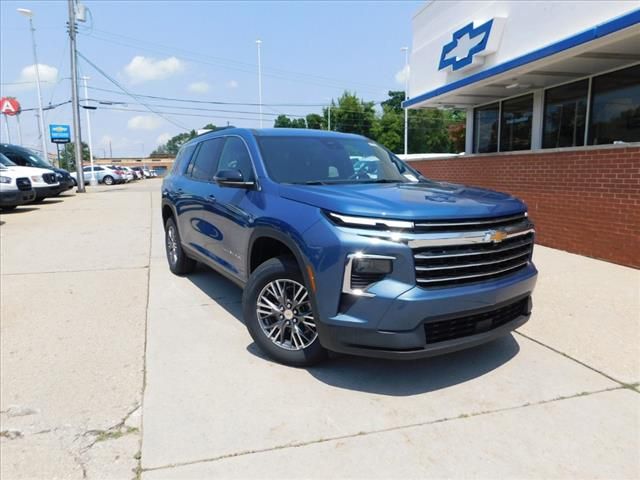 2024 Chevrolet Traverse FWD LT