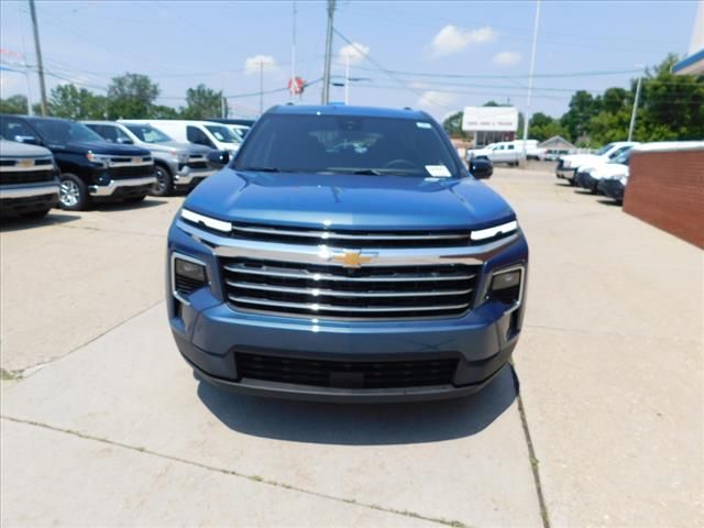 2024 Chevrolet Traverse FWD LT