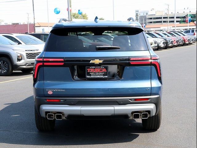 2024 Chevrolet Traverse FWD LT