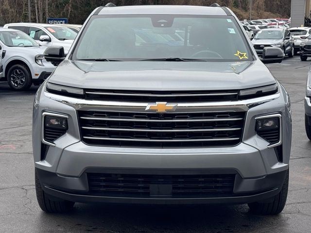 2024 Chevrolet Traverse FWD LT