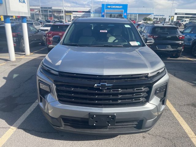 2024 Chevrolet Traverse FWD LT