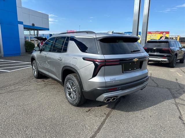 2024 Chevrolet Traverse FWD LT