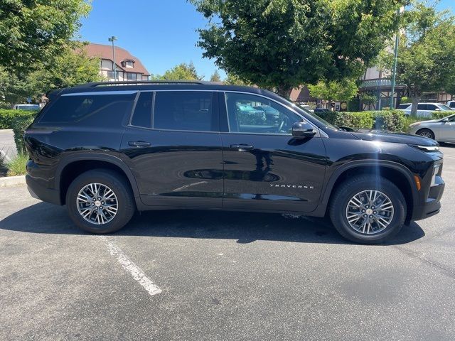 2024 Chevrolet Traverse FWD LT