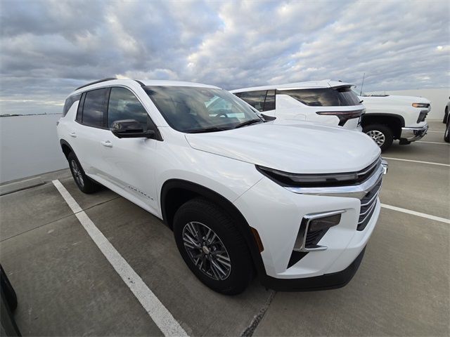 2024 Chevrolet Traverse FWD LT