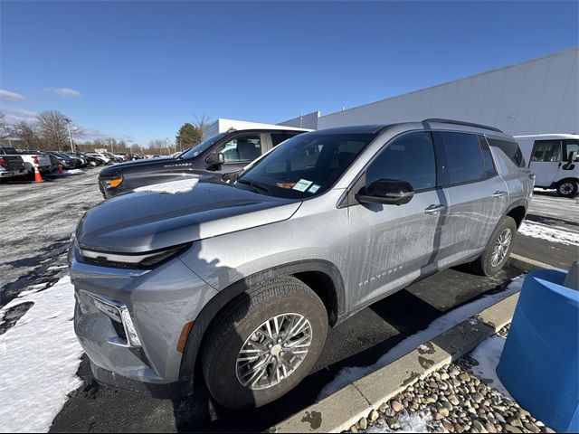 2024 Chevrolet Traverse FWD LT