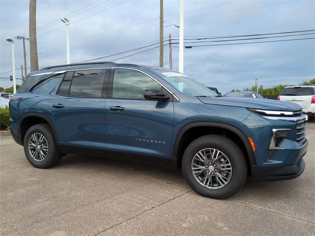 2024 Chevrolet Traverse FWD LT