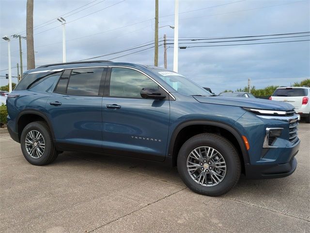 2024 Chevrolet Traverse FWD LT