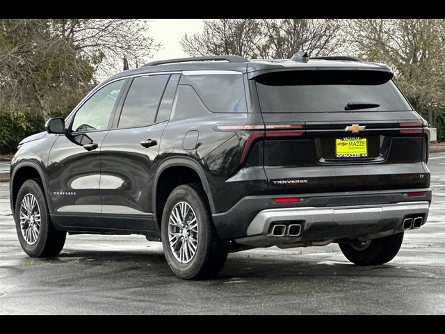 2024 Chevrolet Traverse FWD LT