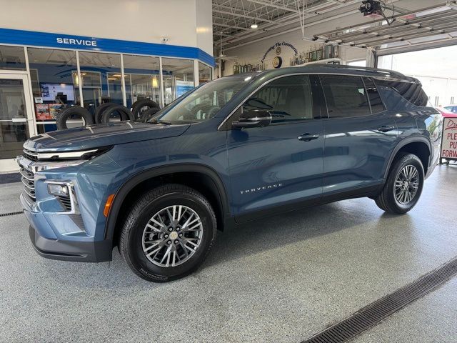 2024 Chevrolet Traverse FWD LT