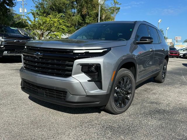 2024 Chevrolet Traverse FWD LT