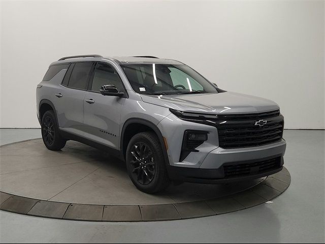 2024 Chevrolet Traverse FWD LT