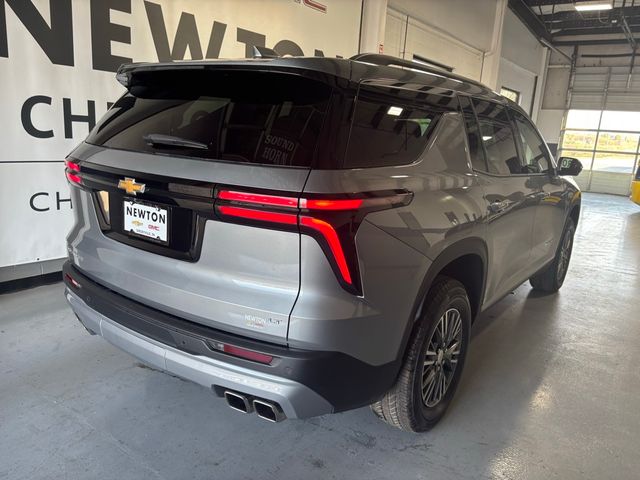 2024 Chevrolet Traverse FWD LT