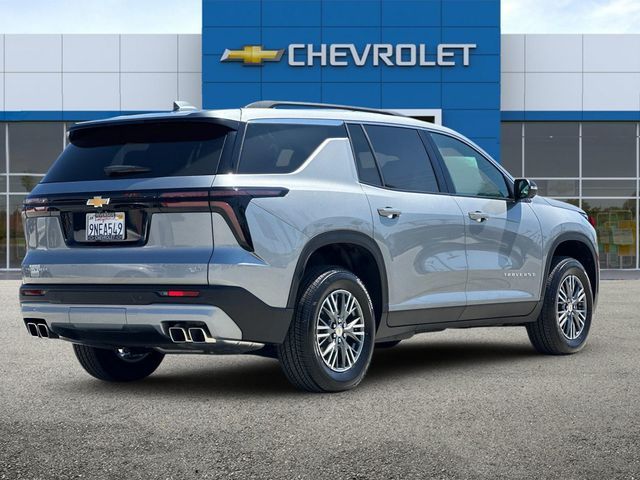 2024 Chevrolet Traverse FWD LT