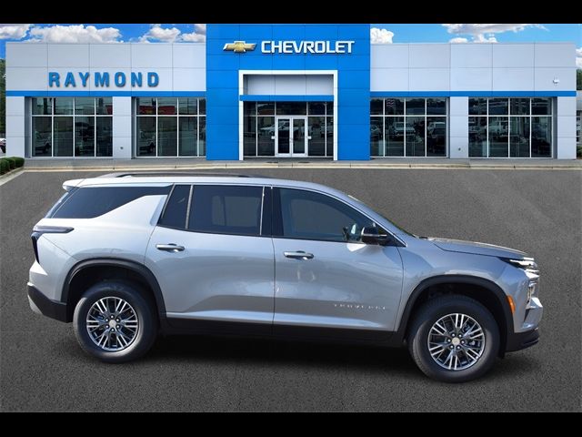 2024 Chevrolet Traverse FWD LT