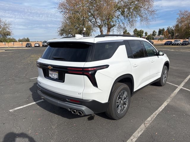 2024 Chevrolet Traverse FWD LT