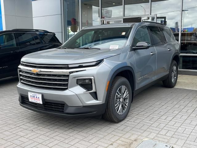 2024 Chevrolet Traverse FWD LT