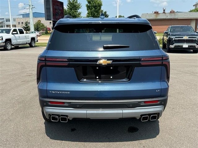 2024 Chevrolet Traverse FWD LT